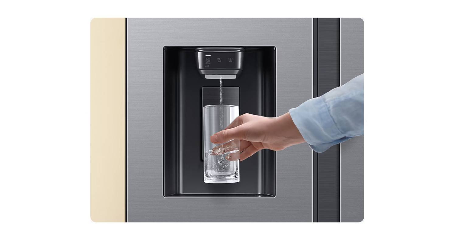 Réfrigérateur Samsung RS70 Bespoke AI Side by Side 651L